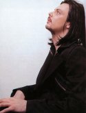 steve-hewitt-2003-0002