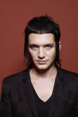 brian-molko-2004-0018