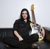 brian-molko-2009-0006